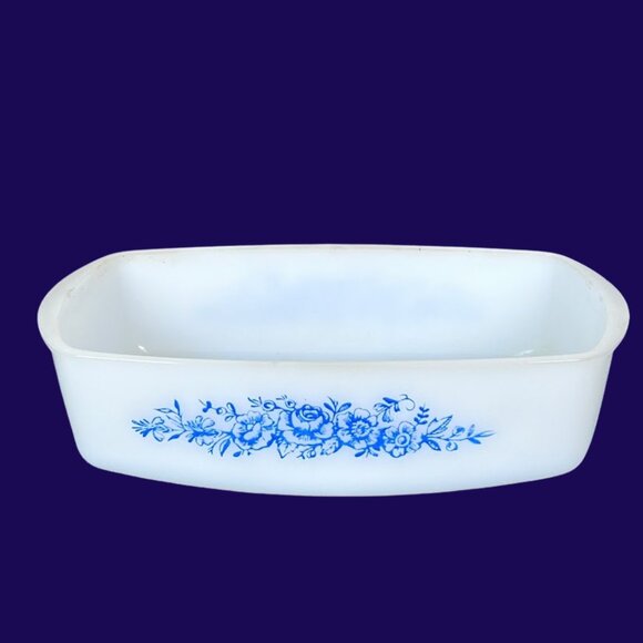 Federal Milk Glass Blue Rose Baking Dishes 🎉2X Host Pick🎉 - Picture 10 of 12